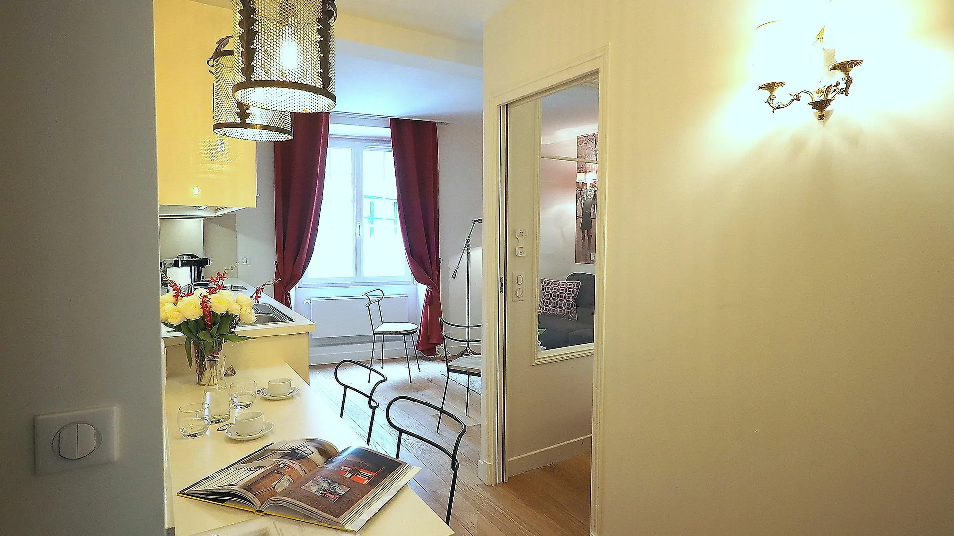 Louvre Opera Design Chicsuites Paris Apartment